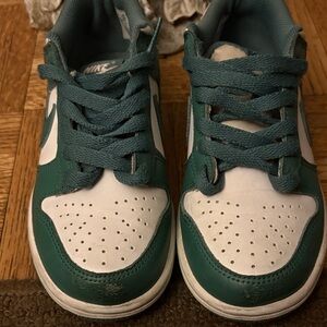 Nike Kids Teal and White Sneakers